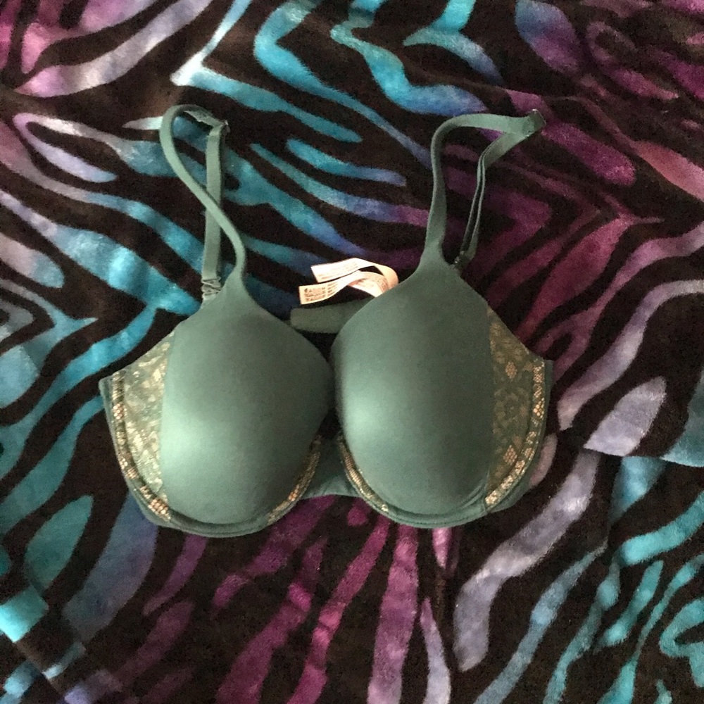 Victoria Secret bra